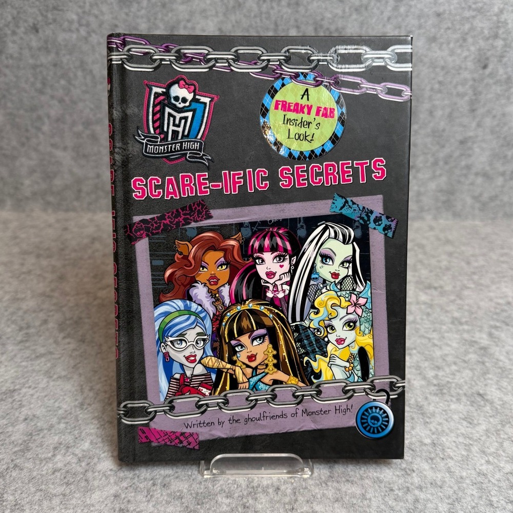 Monster High Scare-ific Secrets‎ by Rachael Upton